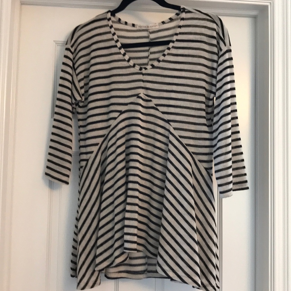 Black and white striped three-quarter sleeve top